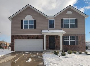 28401 Apple Blossom Dr, Flat Rock, MI 48134