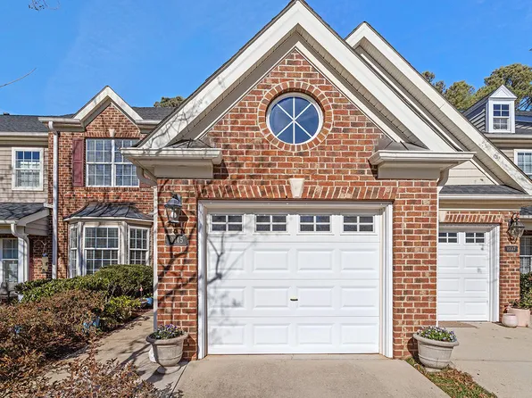 10145 Mizner Ln, Raleigh, NC 27617