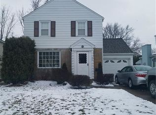 222 Southwood Dr, Buffalo, NY 14223
