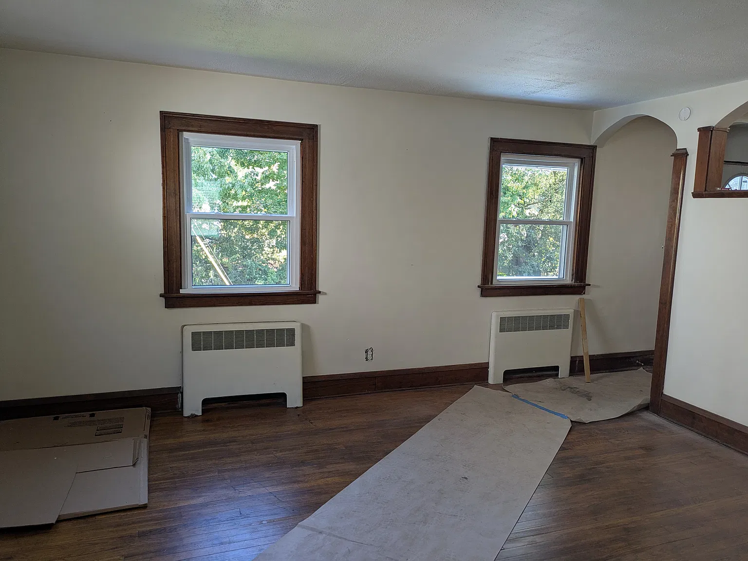 E 76th St, Cleveland — Photo 3