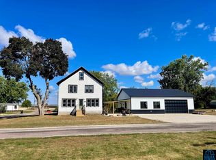 205 E 2nd St, Meriden, IA 51037