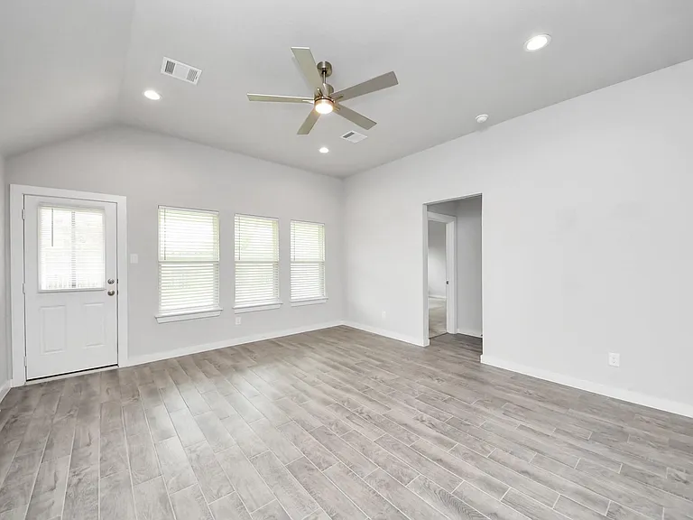 3335 Hackberry Tree Ln — Photo 26