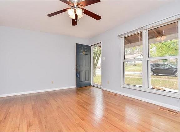 3rd image of 9965 Chileswood Dr