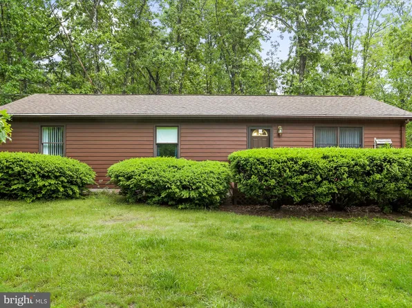 427 Oak Dale Ct, Capon Bridge, WV 26711