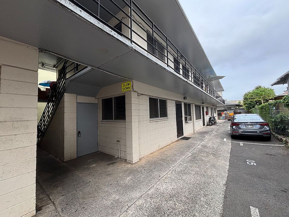 1st image of 918 Hikina Ln #F