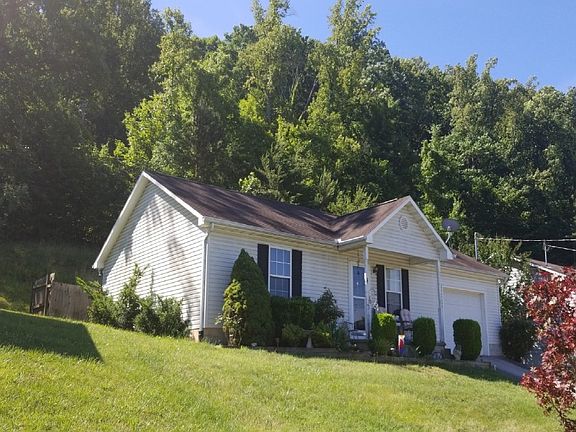 3rd image of 2924 Carbine Ln