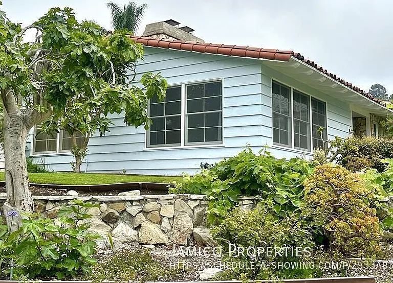 2548 Via Carrillo — Photo 10