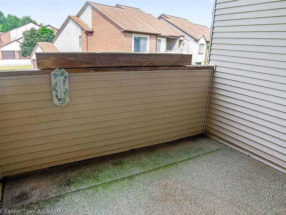 6689 Ridgefield Cir Apt 201, photo 13