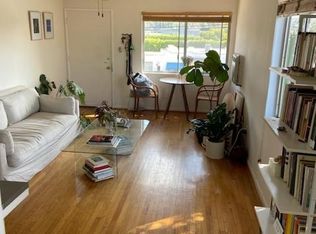 1819 N Commonwealth Ave #3, Los Angeles, CA 90027