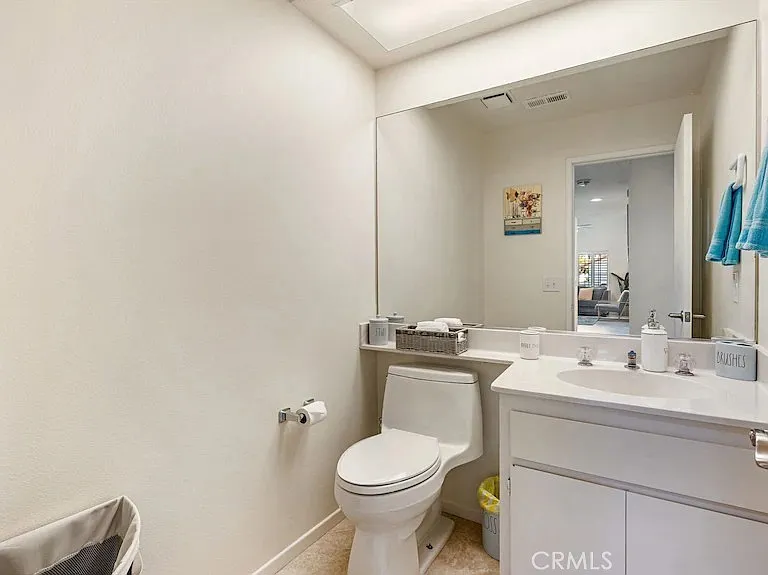 344 Vista Royale Dr — Photo 22
