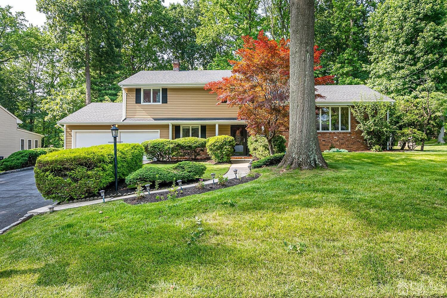 15 Huntington Rd, Edison, NJ 08820 MLS 2400034R Zillow