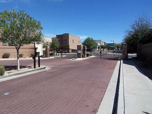 4th image of 1015 S Val Vista Dr Unit 73
