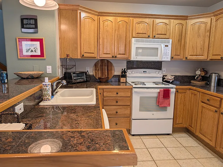 94 Lookout Ridge Dr — Photo 20