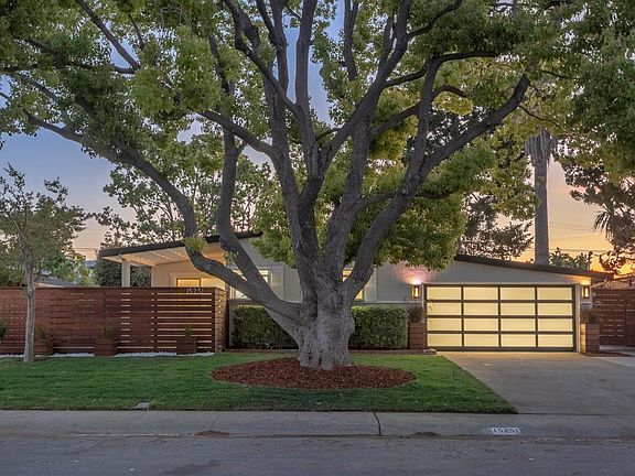 4th image of 15251 Winton Way