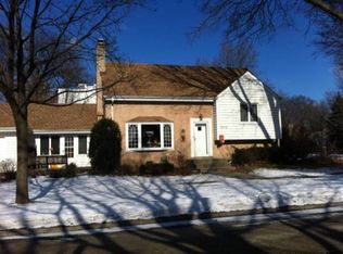 1012 S Delphia Ave, Park Ridge, IL 60068