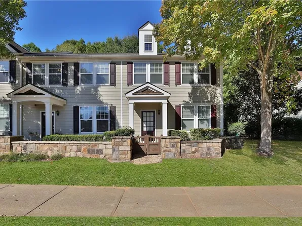 211 River Green Ave, Canton, GA 30114