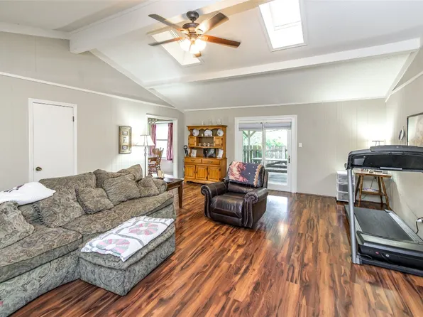 2302 Somersworth Dr, Shreveport, LA 71118