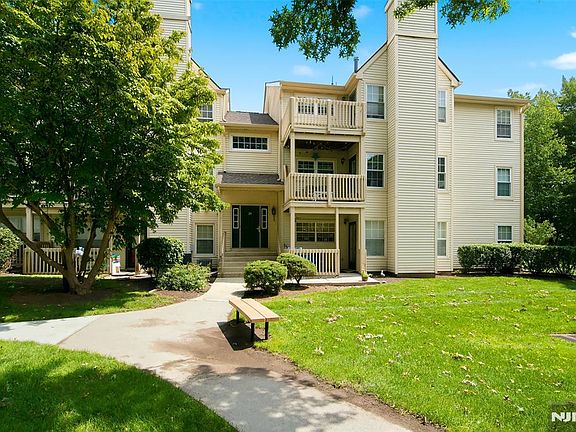 3rd image of 29 Timber Dr APT 68