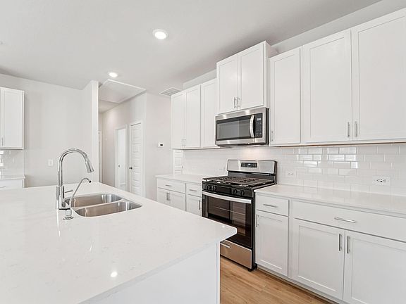 3rd image of 5708 Adamite Way