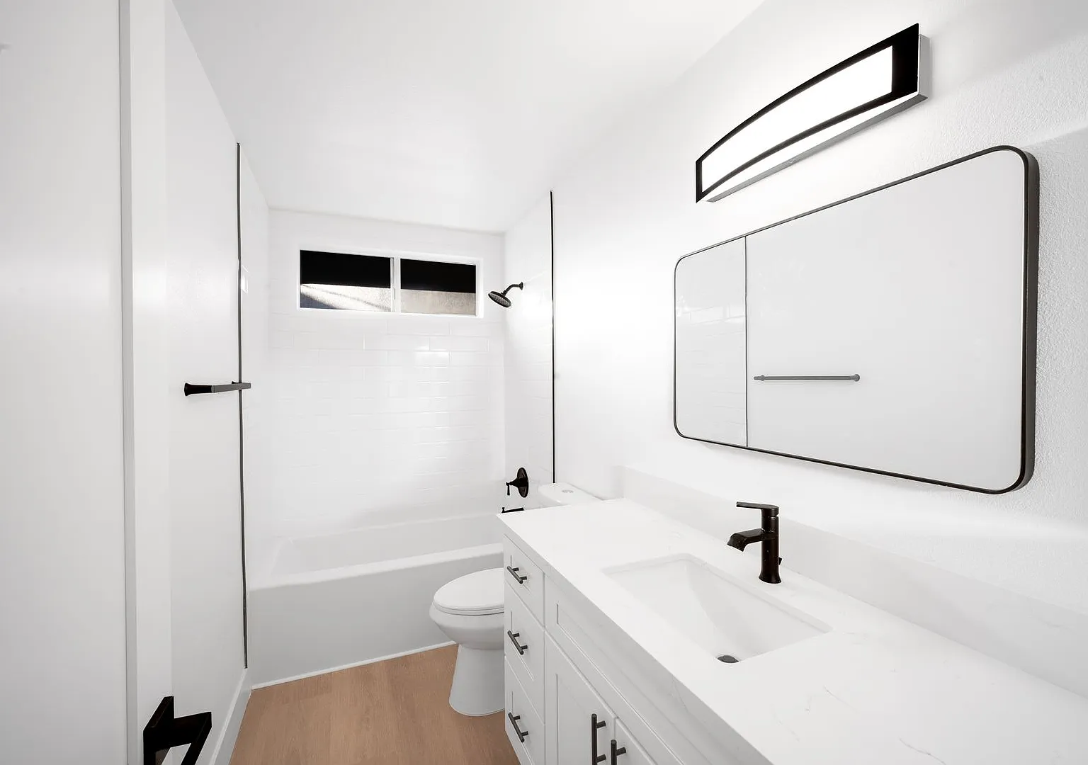 Brand New, Never-Lived-In 2BR/1BA Apartment in Clairemont Fully Remodeled — Photo 2