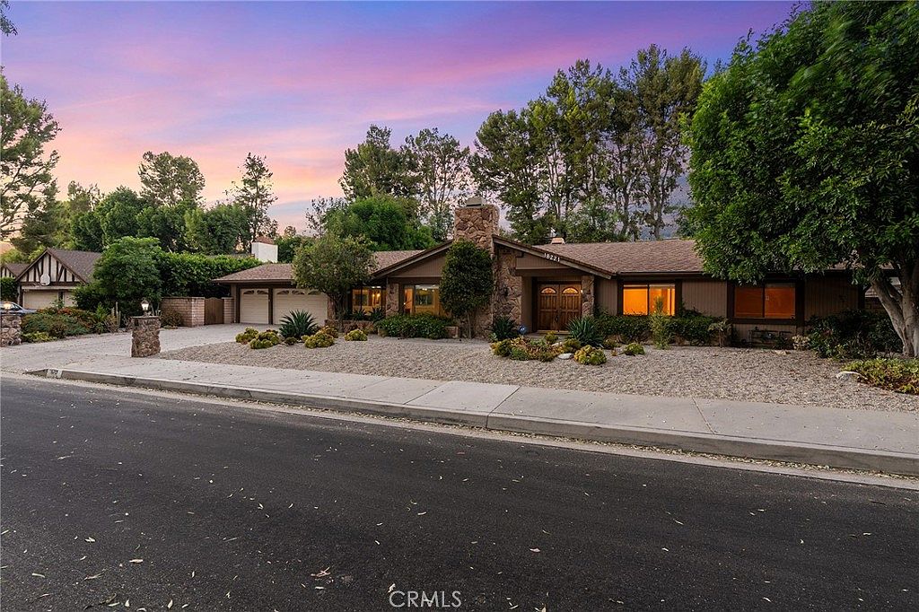 骨董品 18221 Vintage St, Northridge, CA 91325 | Zillow