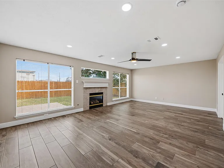 3522 Pecan Mill Dr — Photo 5