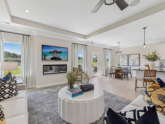 7th image of this home