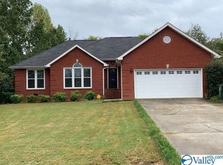 134 Hazelcrest Rd, Hazel Green, AL 35750
