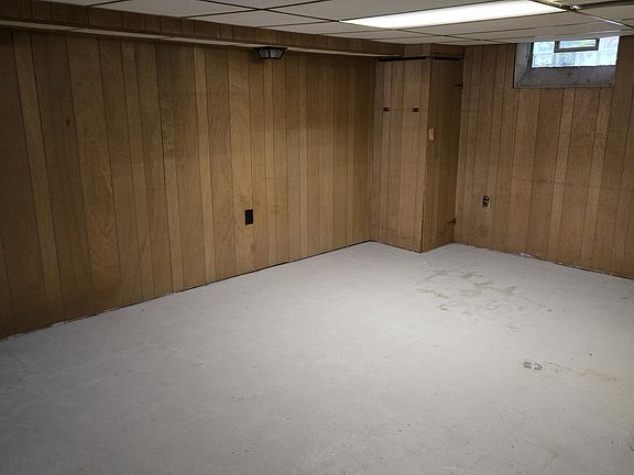 Grandview Basement 3