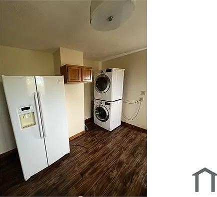 3 bed, 800 sqft, $1,950 — Photo 2