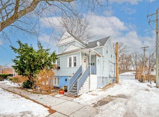 2043 Asbury Ave, Evanston, IL 60201