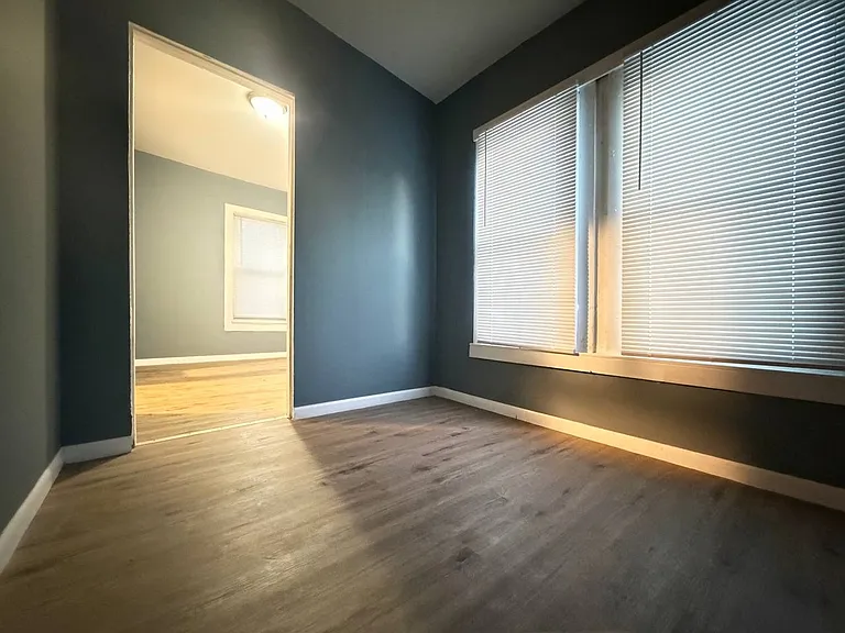 1309 W 110th Pl — Photo 19