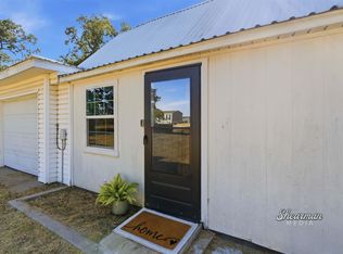 212 Bluegrove Cemetery Rd, Henrietta, TX 76365