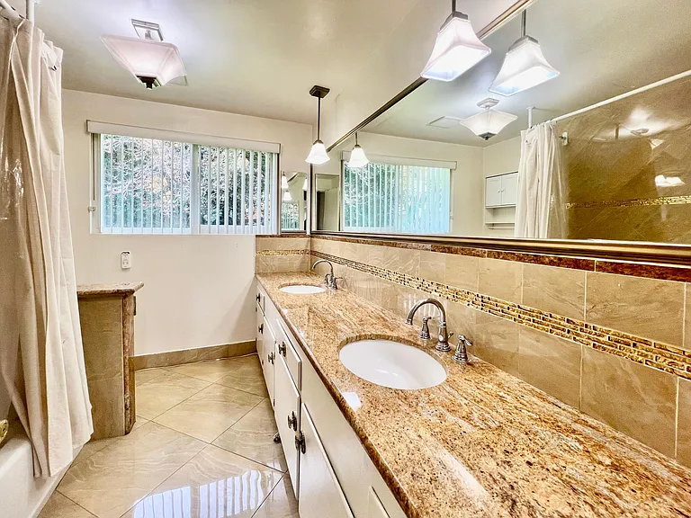 6725 Lennox Ave — Photo 31