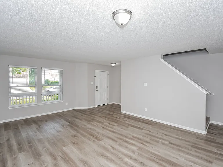 12432 Bearsdale Dr — Photo 4