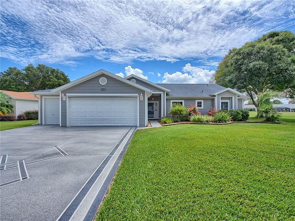 1st image of 25205 Lost Oak Cir