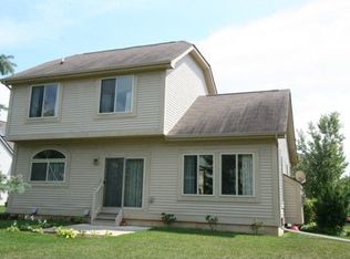 5912 Villa France Ave, Ann Arbor, MI 48103