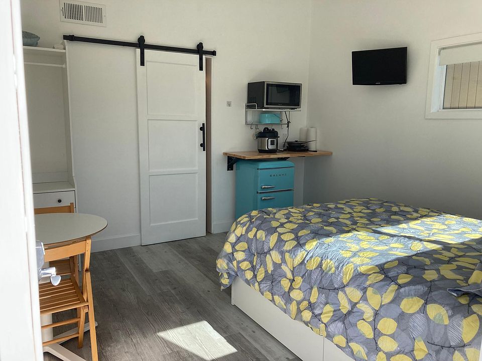 The main room as seen when entering the Guest Suite.