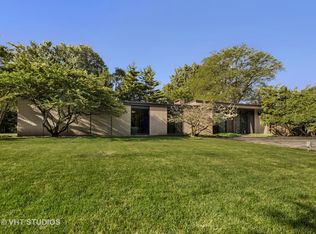 16 Longmeadow Rd, Winnetka, IL 60093