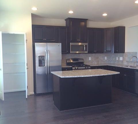 3rd image of 7064 Darbey Knoll Dr