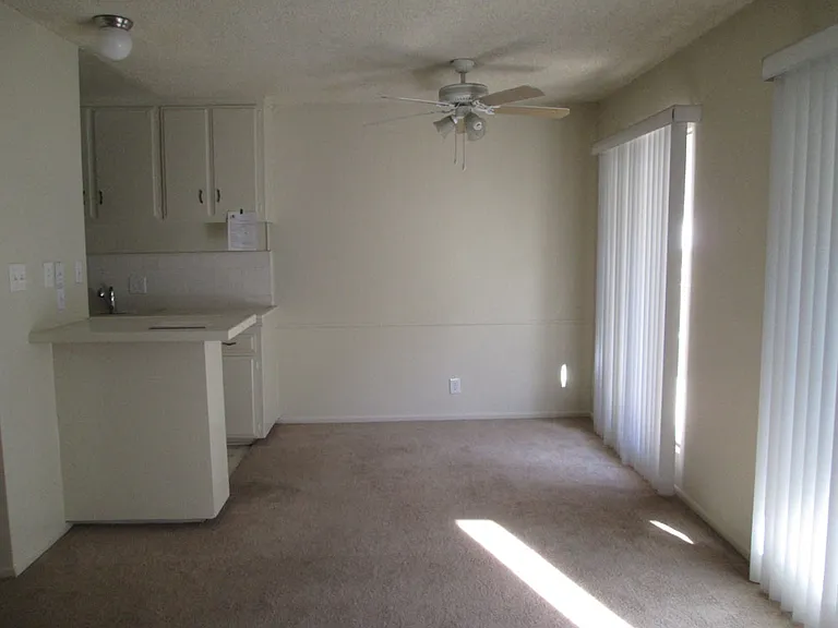 3339 Mentone Ave — Photo 9