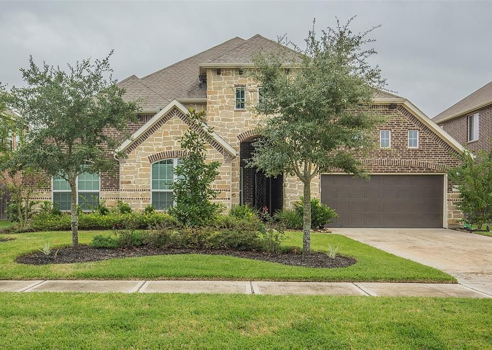 1st image of 6015 Green Meadows Ln