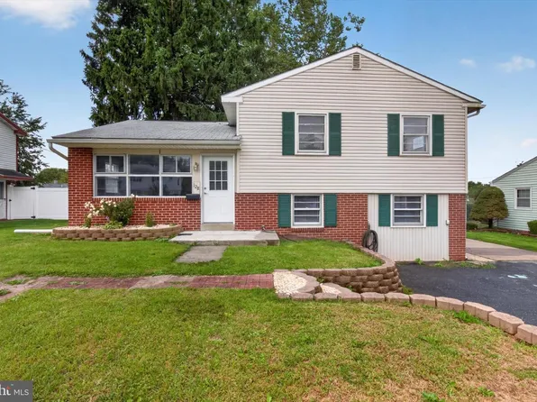 128 Henry Rd, Enola, PA 17025