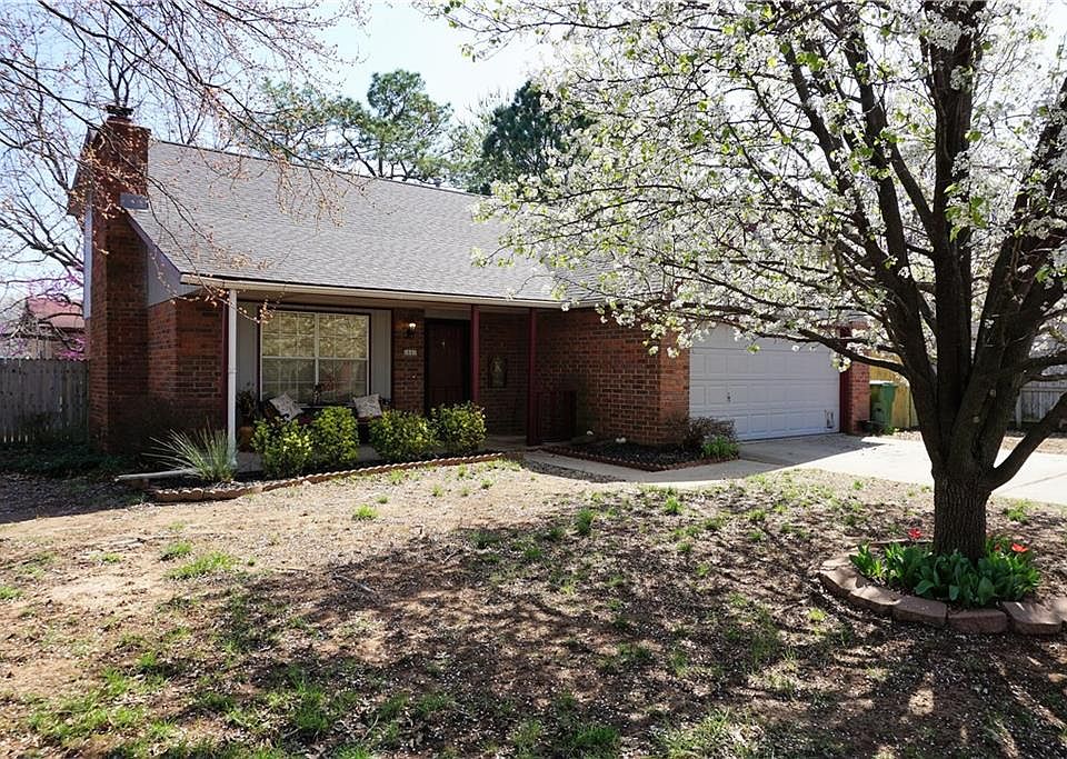 1st image of 1601 S 26th Pl