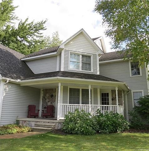 Welcome to 1550 High Pointe Drive