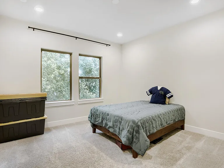 540 Janisch Rd #A — Photo 24