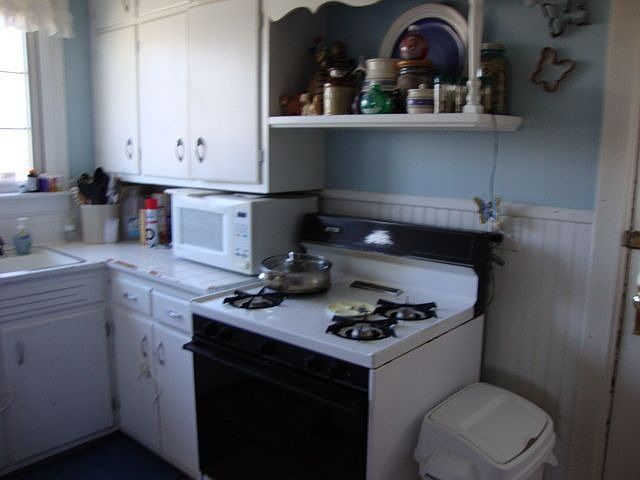 2nd image of 30 Cardinal Rd