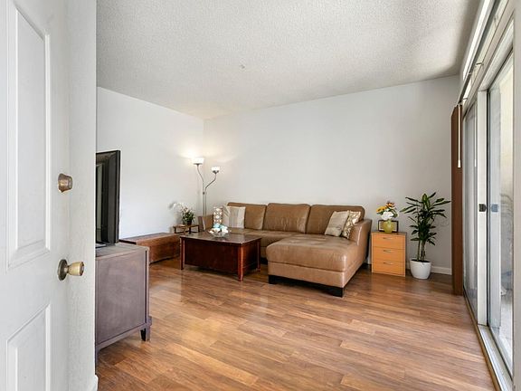 3rd image of 3052 Flint St #41