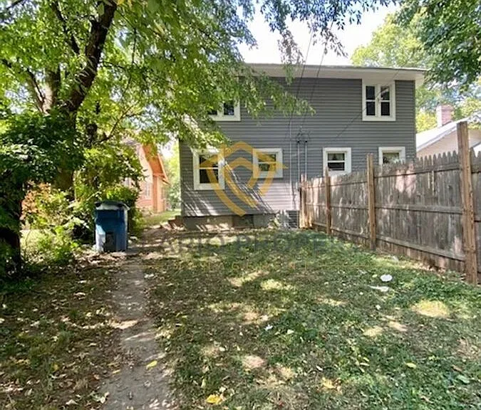 4515 N College Ave — Photo 3