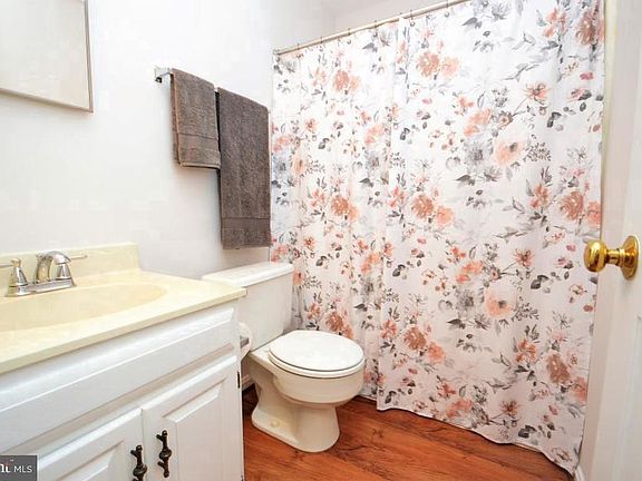4th image of 7880 Waverley Mill Ct Unit 2